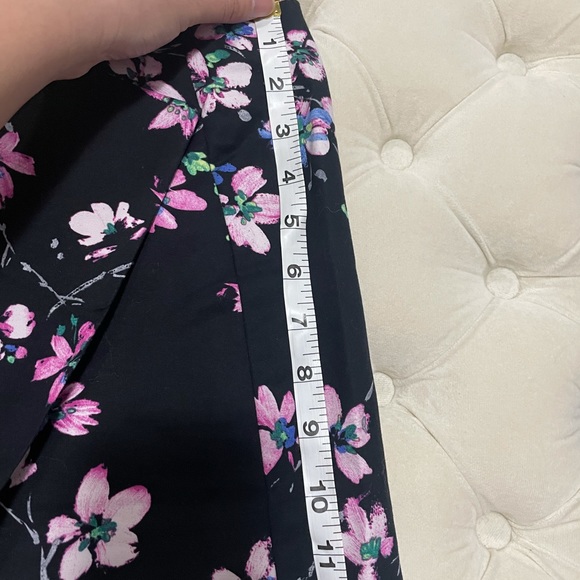 Express Floral Skort - Picture 6 of 6